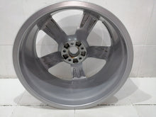 Laden Sie das Bild in den Galerie-Viewer, 1x Alufelge 20 Zoll 9.0" 5x112 38ET Glanz Silber 4KE601025 Audi E-Tron Rim Wheel FEL2798534675vk