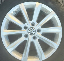 Laden Sie das Bild in den Galerie-Viewer, 4x Alufelge 17 Zoll 6.5" 5x112 41ET Glanz Silber 3G0601025C VW Passat B8 FEL3742097945ul