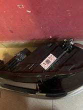 Load image into Gallery viewer, Frontscheinwerfer VW T-Cross 2GM941035B Vorderseite Scheinwerfer Headlight