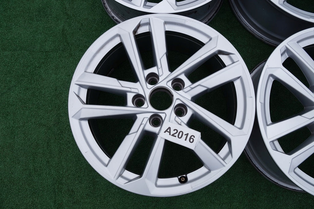 4x Alufelge 17 Zoll 6.5" 5x112 43ET Glanz Silber 8Y0601025L Audi A3 Rim Wheel FEL7824131539oo