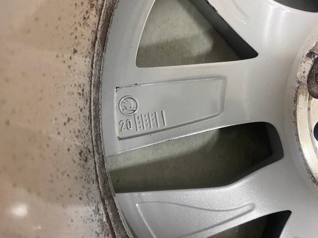 1x Alufelge 17 Zoll 7.0" 5x112 46ET 5E3601025E Skoda Octavia Iv Rim Wheel