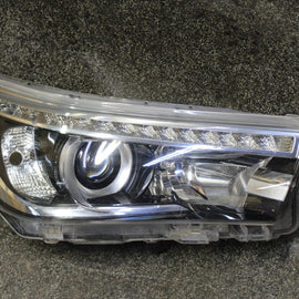 Frontscheinwerfer Toyota Hilux LED Ein Stück (Rechts oder Links) Headlight SCH9974647243kc