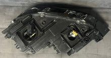 Laden Sie das Bild in den Galerie-Viewer, Frontscheinwerfer VW Touran 5TB941036B LED Rechts Scheinwerfer Headlight