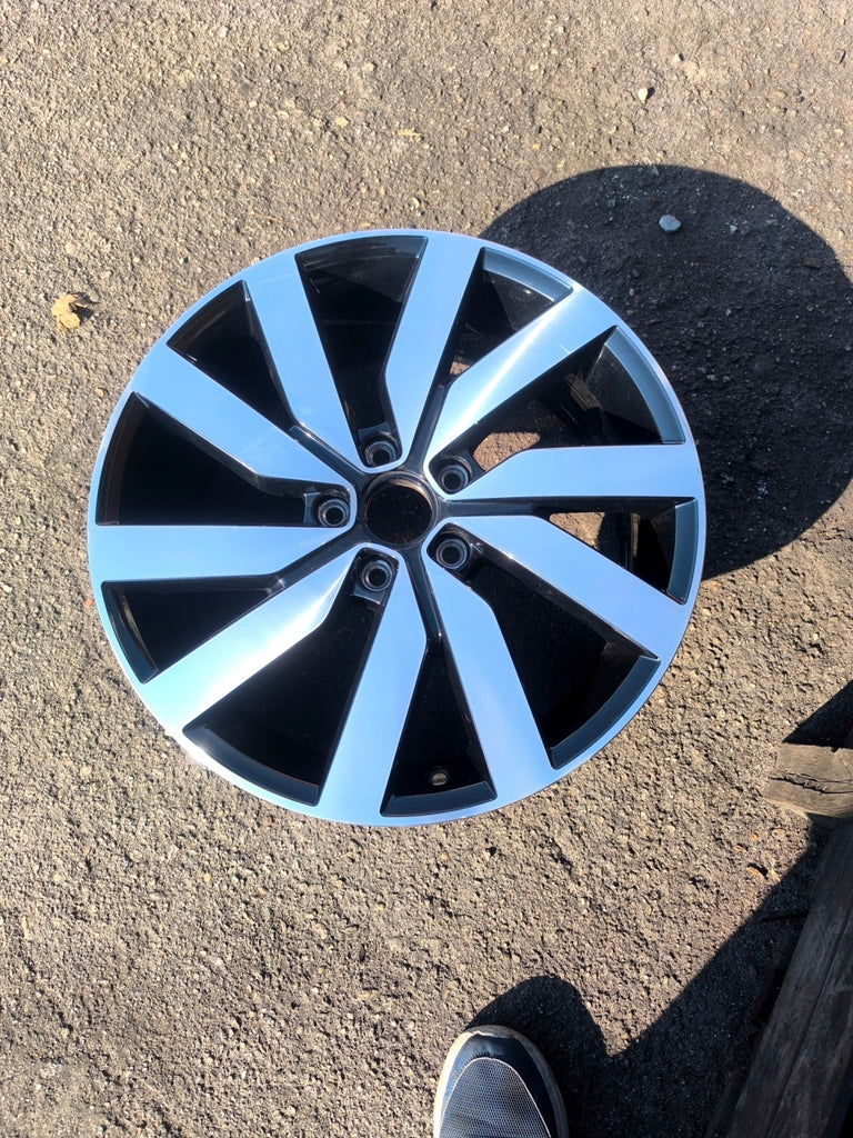 1x Alufelge 18 Zoll 7.0" 5x112 5TA601025F VW Touran Rim Wheel FEL3154952045in