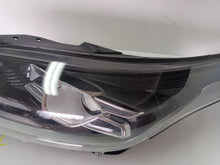 Laden Sie das Bild in den Galerie-Viewer, Frontscheinwerfer Kia Ceed 92101J7100 LED Ein Stück (Rechts oder Links)
