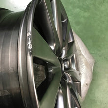 Laden Sie das Bild in den Galerie-Viewer, 1x Alufelge 18 Zoll 7.0" 5x114.3 45ET Glanz Graphit 9965B37080 Mazda Rim Wheel FEL8481476116kq