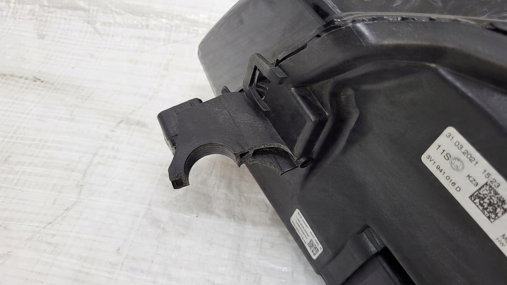 Frontscheinwerfer Skoda Superb III 3V1941016B-KUD LED Rechts Headlight