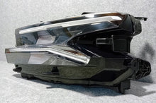 Laden Sie das Bild in den Galerie-Viewer, Frontscheinwerfer Citroën C5 Aircross 9845356280 LED Links Headlight