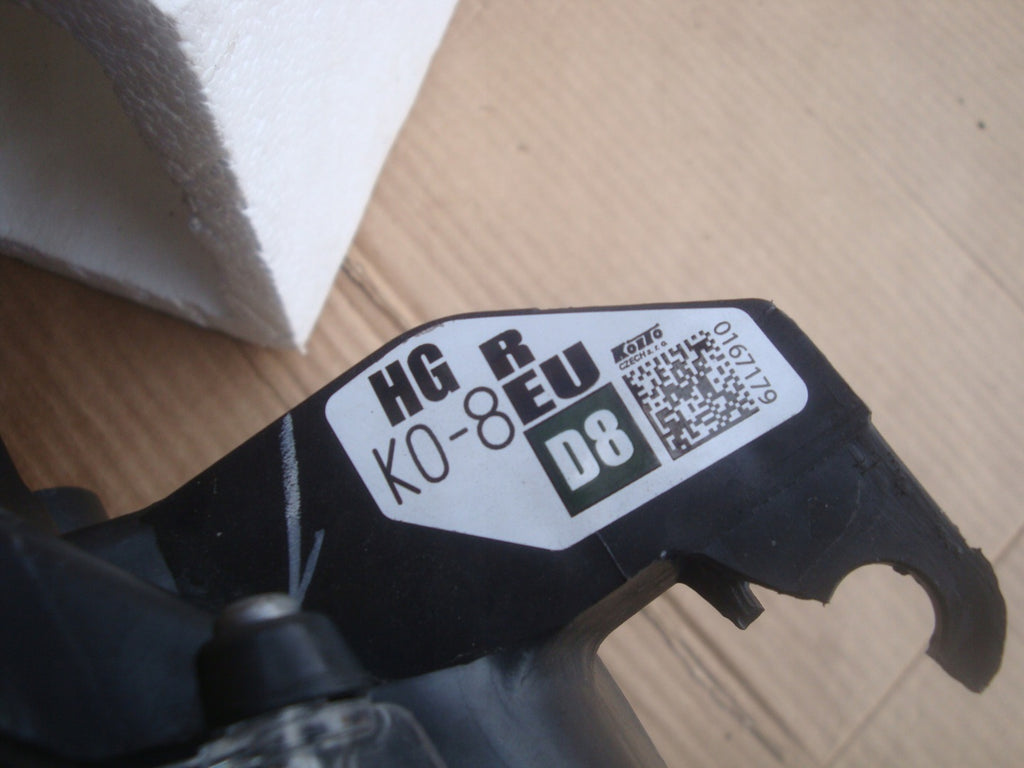 Frontscheinwerfer Toyota Yaris LED Rechts Scheinwerfer Headlight