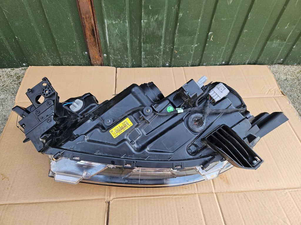 Frontscheinwerfer Mitsubishi Outlander III 8301C8-64 LED Rechts Headlight