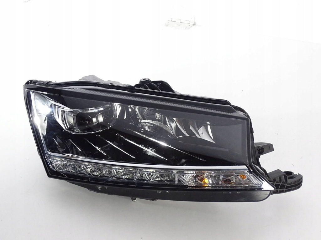 Frontscheinwerfer Skoda Fabia III 6V1941016F Rechts Scheinwerfer Headlight SCH8623343268xy