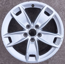 Load image into Gallery viewer, 4x Alufelge 17 Zoll 7.5&quot; 5x112 56ET Silber 8P0601025BL Audi A3 Rim Wheel