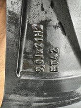 Load image into Gallery viewer, 1x Alufelge 21 Zoll 9.0" 5x112 42ET Glanz Grau 5LA601025P Skoda Enyaq Rim Wheel FEL4013596150uf