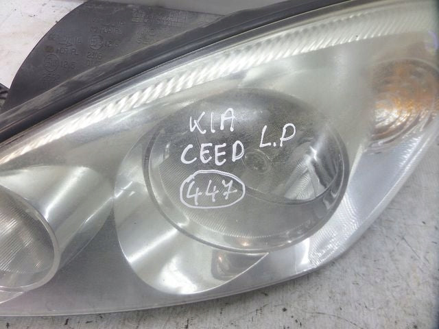 Frontscheinwerfer Kia Ceed 92101-1H000 Links Scheinwerfer Headlight