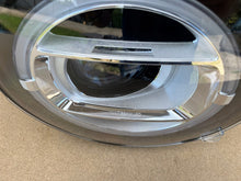 Laden Sie das Bild in den Galerie-Viewer, Frontscheinwerfer Mercedes-Benz W463 4639061201 Rechts Scheinwerfer Headlight