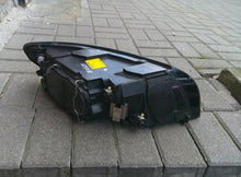 Load image into Gallery viewer, Frontscheinwerfer Volvo S40 II 30678898 Links Scheinwerfer Headlight SCH8639257508ma