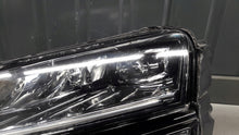Laden Sie das Bild in den Galerie-Viewer, Frontscheinwerfer Skoda Karoq 57B941015D LED Links Scheinwerfer Headlight SCH1485630490dk