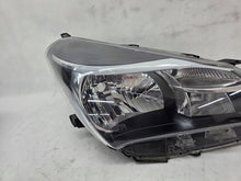Load image into Gallery viewer, Frontscheinwerfer Toyota Yaris SPP14013 Rechts Scheinwerfer Headlight