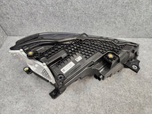 Laden Sie das Bild in den Galerie-Viewer, Frontscheinwerfer VW Caddy I 2K8941035 LED Links Scheinwerfer Headlight SCH6106823948du