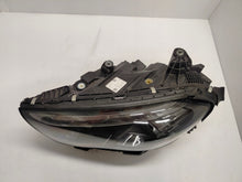 Laden Sie das Bild in den Galerie-Viewer, Frontscheinwerfer Mercedes-Benz A2149064102 Links Scheinwerfer Headlight SCH2334403125ov