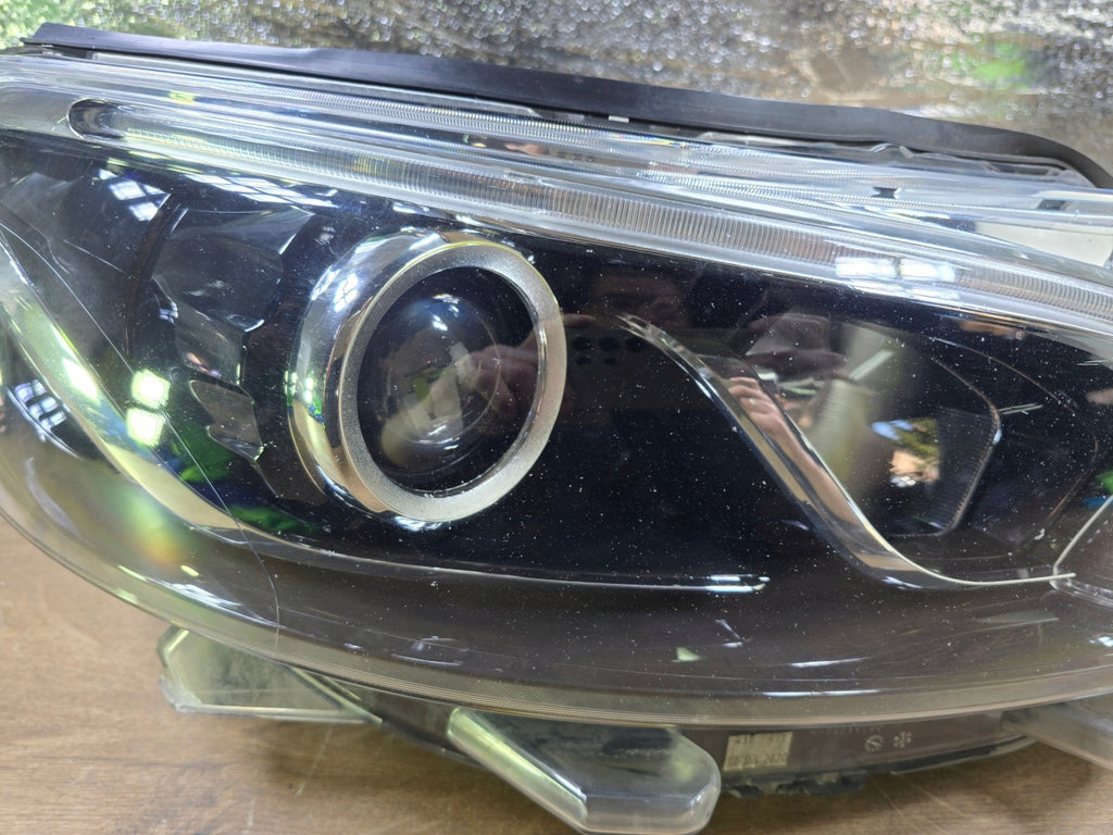 Frontscheinwerfer Toyota Proace 9808237480 Rechts Scheinwerfer Headlight SCH3903204105ie