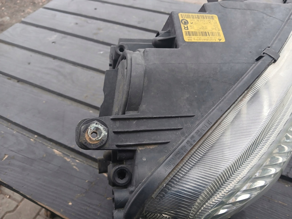 Frontscheinwerfer Skoda Yeti 5L1941016B Rechts Scheinwerfer Headlight SCH5111075638ir