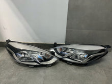 Laden Sie das Bild in den Galerie-Viewer, Frontscheinwerfer Ford Fiesta I H1BB13W030AD H1BB13W029AK Rechts oder Links SCH3539993525vi