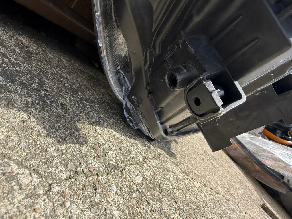 Frontscheinwerfer Ford Kuga LV4B-13E017-AH LV4B-13E016-AS LED Ein Satz Headlight SCH6196919055sb