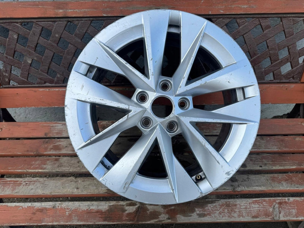 1x Alufelge 17 Zoll 7.0" 5x112 46ET Glanz Silber 5E3601025E Skoda Octavia Iv FEL2269225739gb