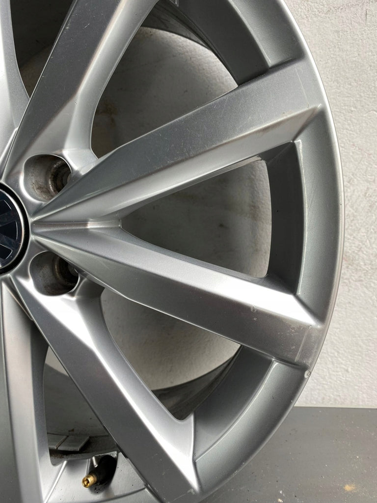 1x Alufelge 17 Zoll 7.0" 5x112 5K7601025B VW Golf Vi Rim Wheel FEL2211327240bo