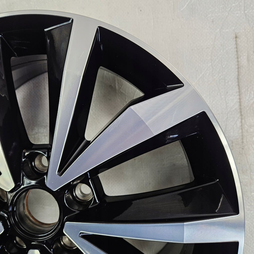 1x Alufelge 17 Zoll 7.0" 5x112 45ET 2GA601025B VW Tiguan Jetta Rim Wheel FEL1721332220to