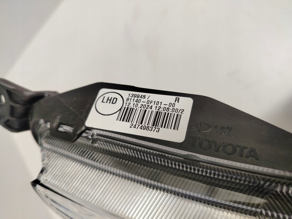 Frontscheinwerfer Toyota Verso 81140-0F101-00 Xenon Rechts Headlight SCH1109502257dn