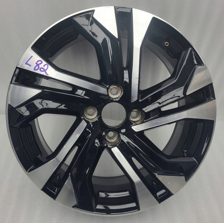 1x Alufelge 17 Zoll 6.5" 4x108 32ET 9825165280 Peugeot II 208 Rim Wheel FEL8285843561os
