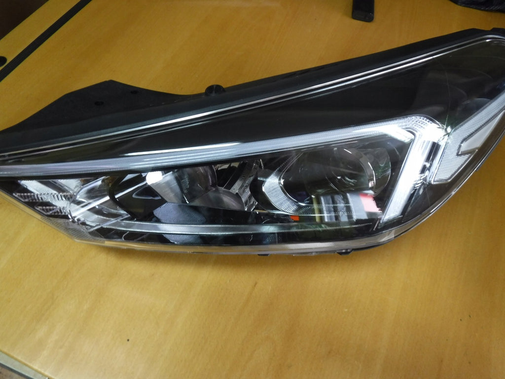 Frontscheinwerfer Hyundai Tucson 92101-D75XX D76XX Links Scheinwerfer Headlight