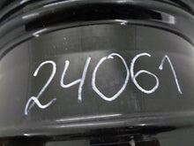 Laden Sie das Bild in den Galerie-Viewer, 1x Alufelge 17 Zoll 6.5" 5x100 39ET Glanz Silber 2GM601025M Mg T-Cross Rim Wheel FEL8938044541in