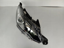 Laden Sie das Bild in den Galerie-Viewer, Frontscheinwerfer Peugeot 2008 9814739580 LED Rechts Scheinwerfer Headlight