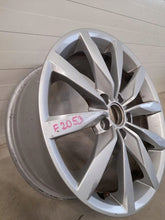 Laden Sie das Bild in den Galerie-Viewer, 1x Alufelge 17 Zoll 7.0" 5x112 VW Golf Vii Rim Wheel