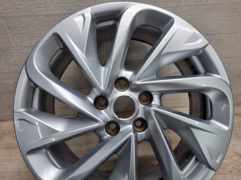 1x Alufelge 18 Zoll 7.5" 5x114.3 39ET Glanz Silber 403006653R Renault Espace FEL2755257328ri