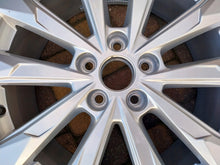 Laden Sie das Bild in den Galerie-Viewer, 1x Alufelge 18 Zoll 7.0" 5x112 43ET 83A601025G Audi Q3 Rim Wheel FEL6339851054en