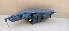 Laden Sie das Bild in den Galerie-Viewer, Frontscheinwerfer Toyota 4 Yaris 0036182 K0-8EU Links Scheinwerfer Headlight