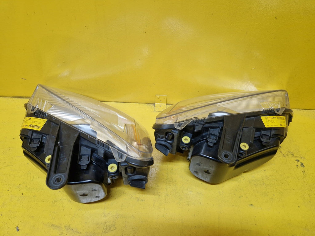 Frontscheinwerfer Ford C-Max 3M51-13005-AH Ein Satz Scheinwerfer Headlight SCH8588370314mq