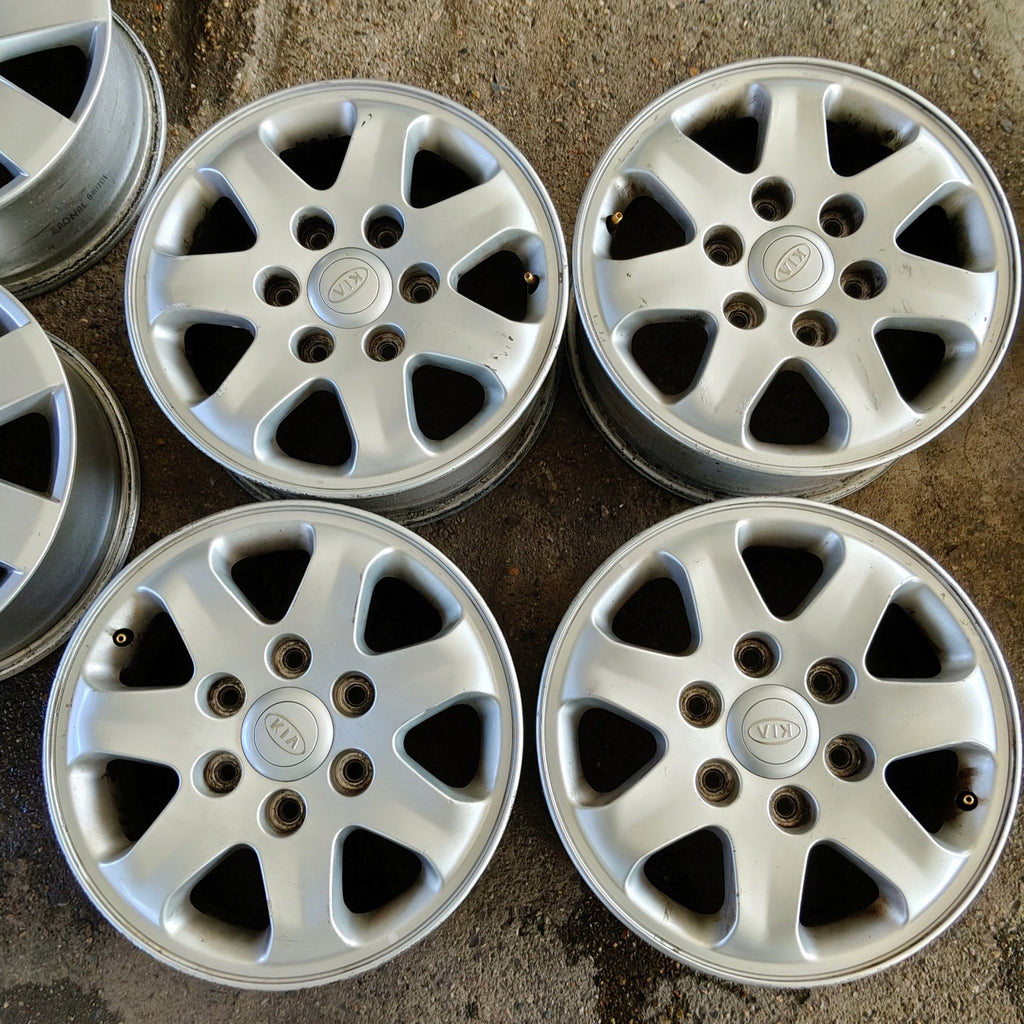 4x Alufelge 16 Zoll 6.5" 6x139.7 46ET Glanz Silber 52910-4D100 Hyundai I FEL9508058086cm