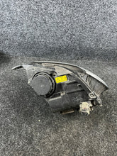 Laden Sie das Bild in den Galerie-Viewer, Frontscheinwerfer Mercedes-Benz W251 Bi-Xenon Links Scheinwerfer Headlight SCH4141243803nh