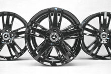 Laden Sie das Bild in den Galerie-Viewer, 1x Alufelge 18 Zoll 7.5&quot; 5x112 52ET A2464012002 Mercedes-Benz Cla C117 Rim Wheel