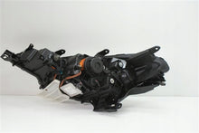 Laden Sie das Bild in den Galerie-Viewer, Frontscheinwerfer Citroën Berlingo C-Crosser 89318045 Xenon Rechts Headlight SCH7893479536kl