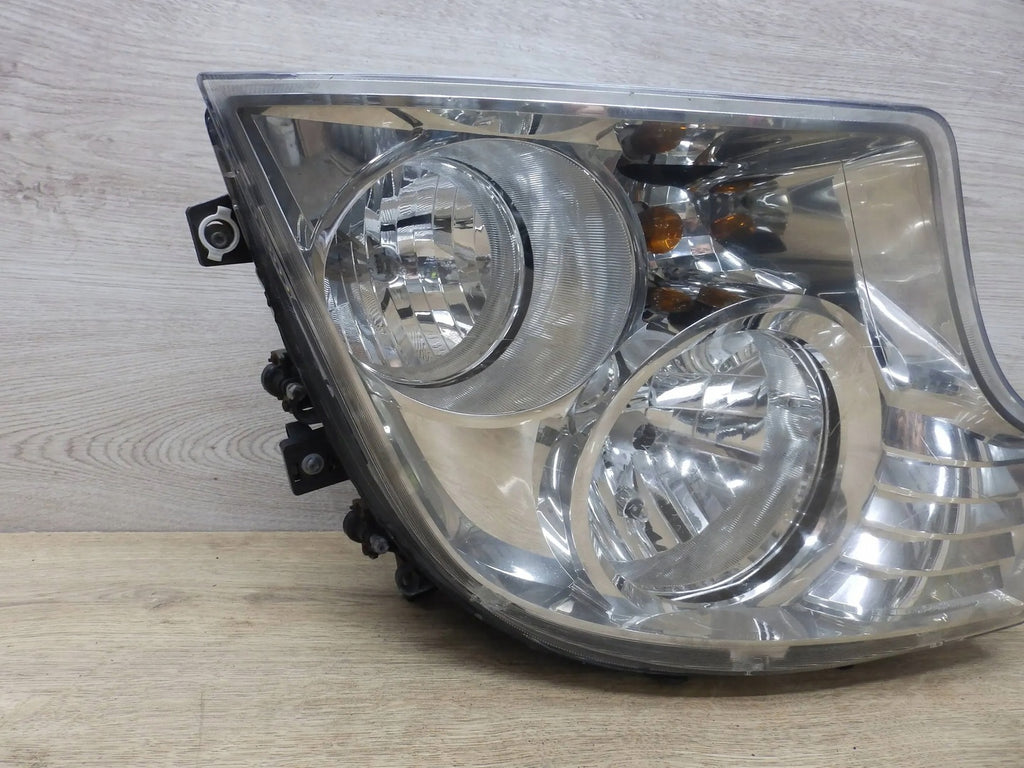 Frontscheinwerfer Mercedes-Benz A9608200339 Rechts Scheinwerfer Headlight