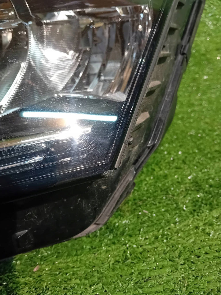 Frontscheinwerfer Skoda Octavia IV 5R4941015 LED Links Scheinwerfer Headlight SCH5733120974lp