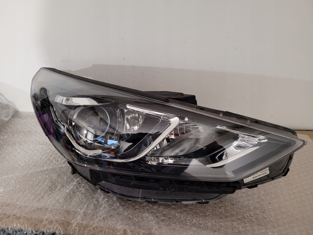 Frontscheinwerfer Hyundai I30 III 92102G4510 Rechts Scheinwerfer Headlight