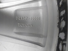 Load image into Gallery viewer, 1x Alufelge 17 Zoll 6.5" 5x114.3 45ET Glanz Silber PW457-10001 Toyota C-Hr Chr FEL1261177963wj