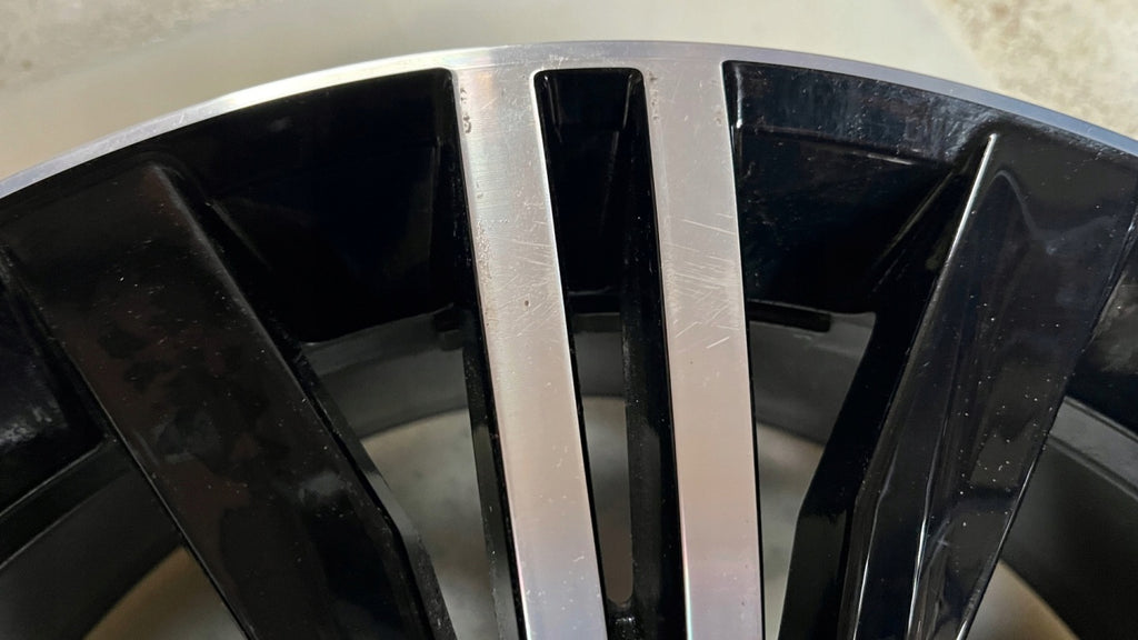 1x Alufelge 18 Zoll 7.0" 5x112 43ET Glanz Schwarz 5NA601025C VW Tiguan Rim Wheel FEL6340221387hr